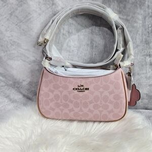 SOLD ❗❗❗Coach Pink Signature Small Shoulder Bag